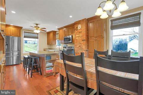 2301 Cross Section Rd, Westminster, MD 21158 photo 4