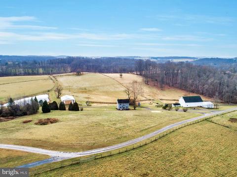 2301 Cross Section Rd, Westminster, MD 21158 photo 2
