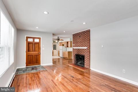 1022 Highfield Dr, Hampstead, MD 21074 photo 4