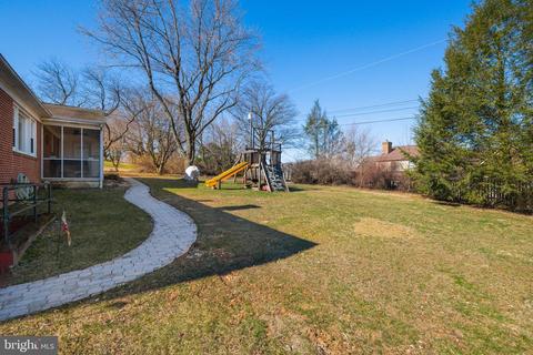 44 Ridge Rd, Westminster, MD 21157 photo 3