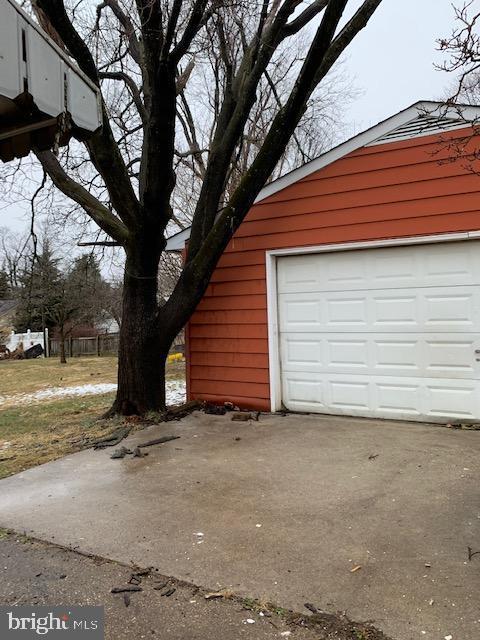 339 E Main St, Westminster, MD 21157 photo 2