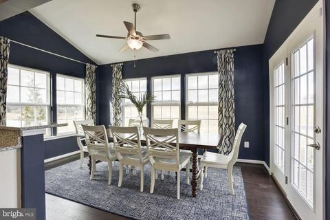 405 Corniche Ct, Westminster, MD 21158 photo 8