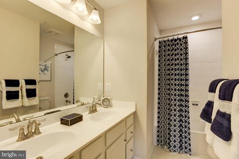 405 Corniche Ct, Westminster, MD 21158 photo 17