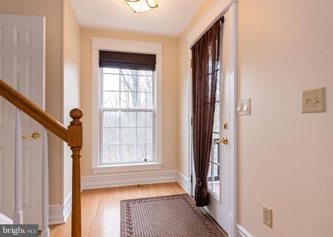 2892 Staley Dr, Westminster, MD 21158 photo 4