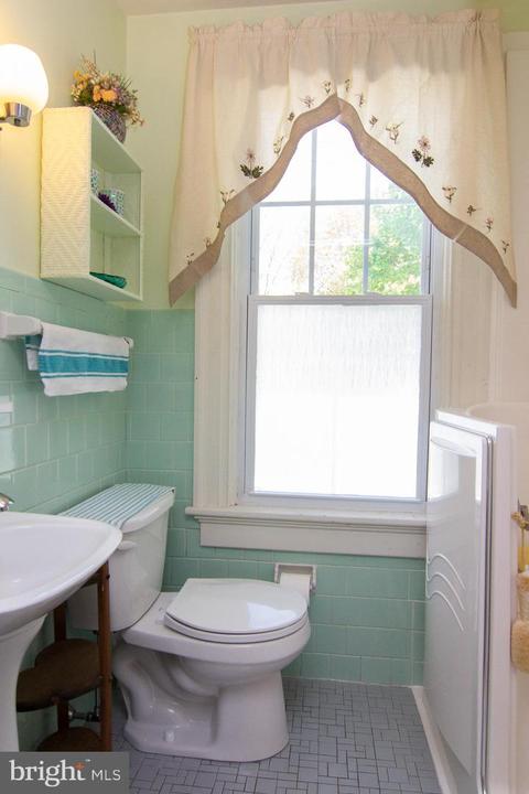166 Willis St, Westminster, MD 21157 photo 25