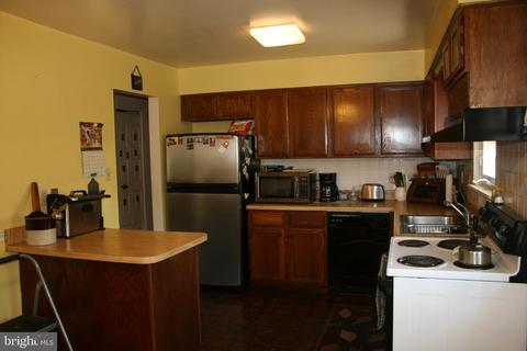 1601 Fairmount Rd, Hampstead, MD 21074 photo 10