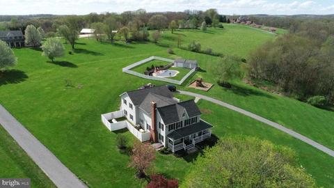 100 Weaver Ln, Hampstead, MD 21074 photo 8