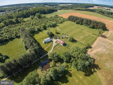 2000 Harvey Gummel Rd, Hampstead, MD 21074 photo 4