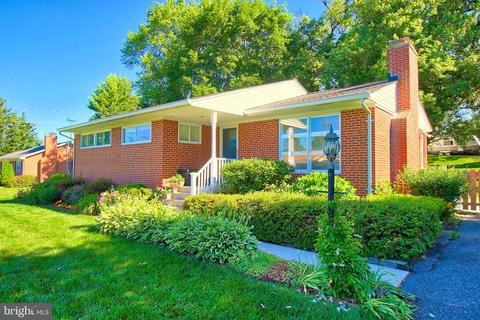 508 Mark Dr, Westminster, MD 21157 photo 1