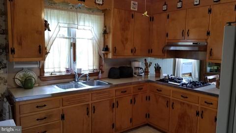 646 Stone Rd, Westminster, MD 21158 photo 7