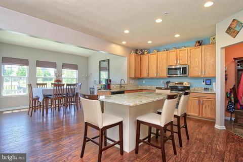 641 Upper Field Cir, Westminster, MD 21158 photo 9