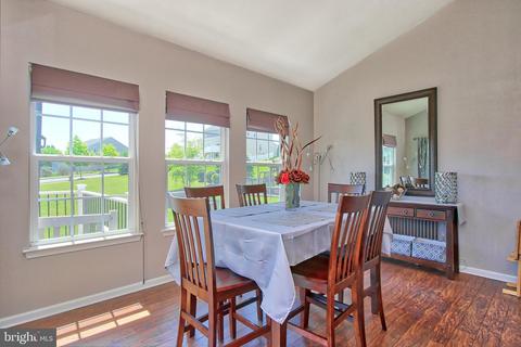 641 Upper Field Cir, Westminster, MD 21158 photo 14