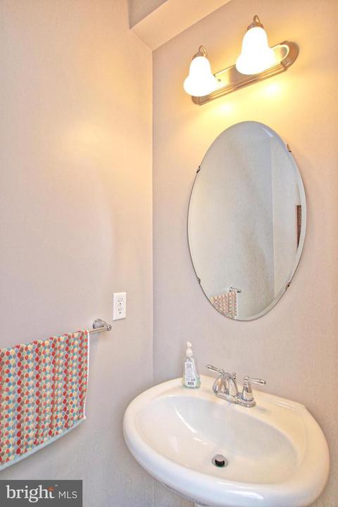 641 Upper Field Cir, Westminster, MD 21158 photo 31