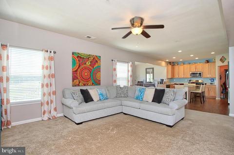 641 Upper Field Cir, Westminster, MD 21158 photo 8