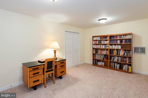 4210 Apache Ct, Westminster, MD 21157 photo 42