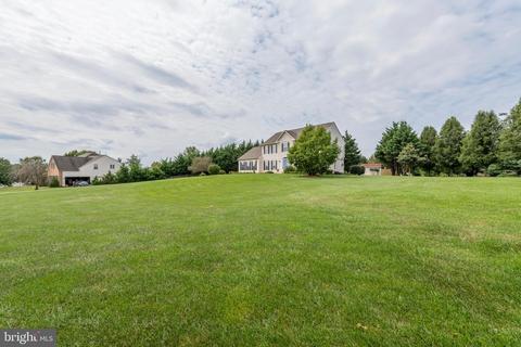 4210 Apache Ct, Westminster, MD 21157 photo 4