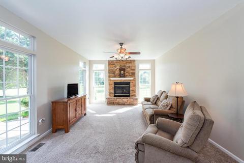 4210 Apache Ct, Westminster, MD 21157 photo 19