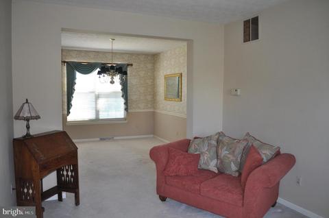 1101 Mockingbird Dr, Westminster, MD 21157 photo 6