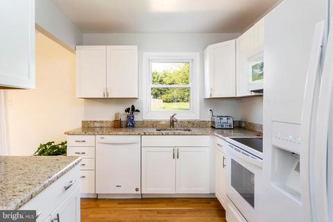 4202 Teklen Dr, Westminster, MD 21157 photo 4