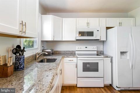 4202 Teklen Dr, Westminster, MD 21157 photo 5