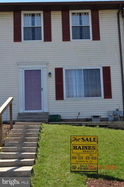 797 Windsor Ct, Westminster, MD 21158 photo 3