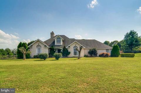 2400 Cross Section Rd, Westminster, MD 21158 photo 2