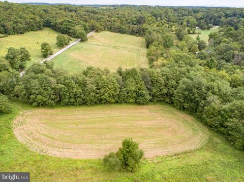 3533 Flickinger Rd, Westminster, MD 21158 photo 8