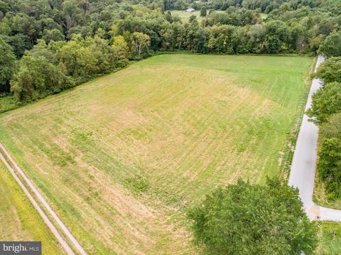 3533 Flickinger Rd, Westminster, MD 21158 photo 5