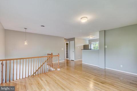 88 E Nicodemus Rd, Westminster, MD 21157 photo 5