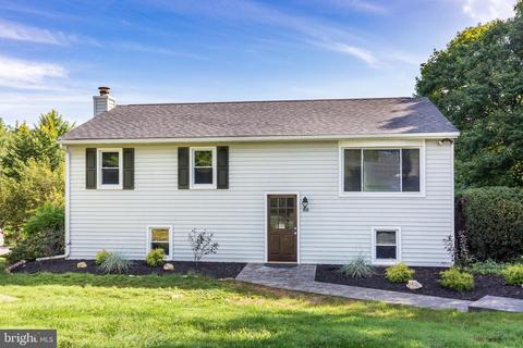 88 E Nicodemus Rd, Westminster, MD 21157 photo 2
