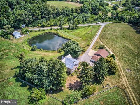 1920 Fairmount Rd, Hampstead, MD 21074 photo 2