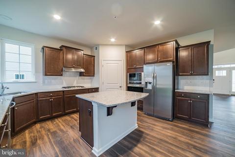 626 Stonegate Rd, Westminster, MD 21157 photo 9