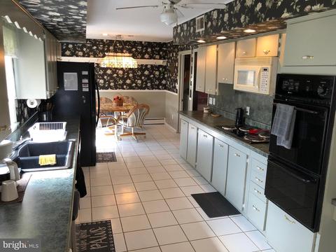 564 Marshall Dr, Westminster, MD 21157 photo 12