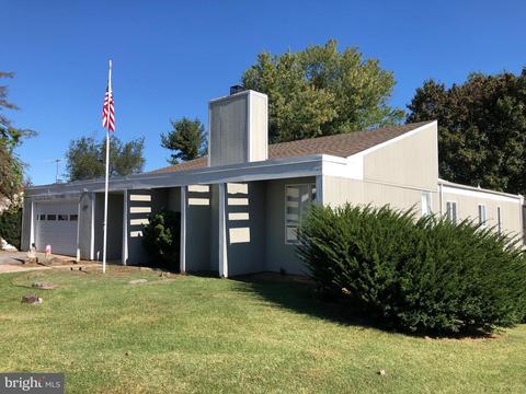 564 Marshall Dr, Westminster, MD 21157 photo 3