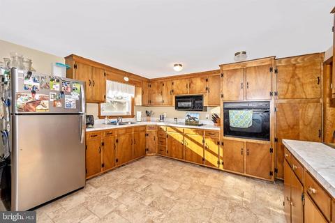 1735 Bollinger Rd, Westminster, MD 21157 photo 16
