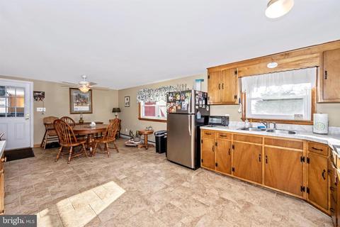 1735 Bollinger Rd, Westminster, MD 21157 photo 13
