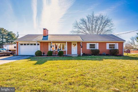 1735 Bollinger Rd, Westminster, MD 21157 photo 1