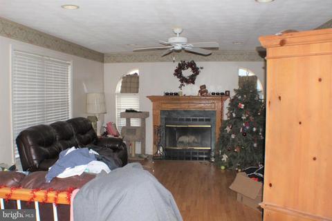1100 Algernon Dr, Westminster, MD 21157 photo 8