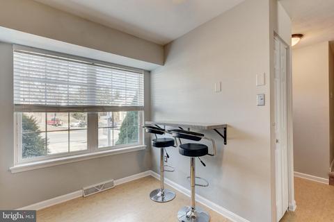 4721 Barbed Ct, Hampstead, MD 21074 photo 7