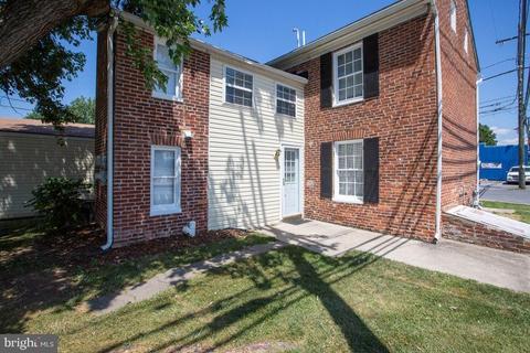 268 E Green St, Westminster, MD 21157 photo 4