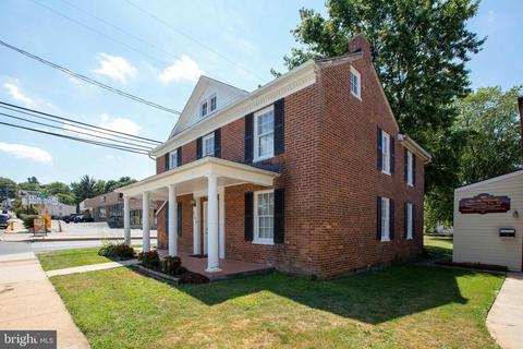 268 E Green St, Westminster, MD 21157 photo 3