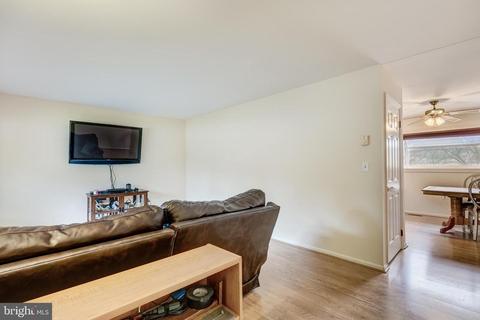 1202 Northbrook Dr, Hampstead, MD 21074 photo 4