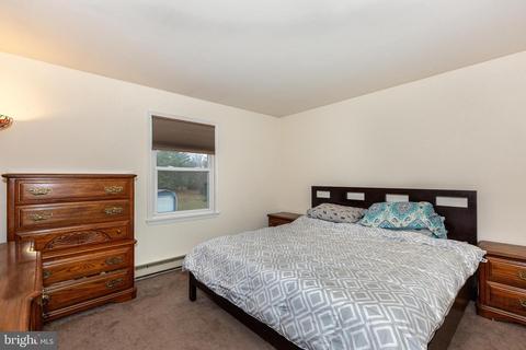 1202 Northbrook Dr, Hampstead, MD 21074 photo 9