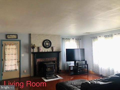 806 David Ave, Westminster, MD 21157 photo 7