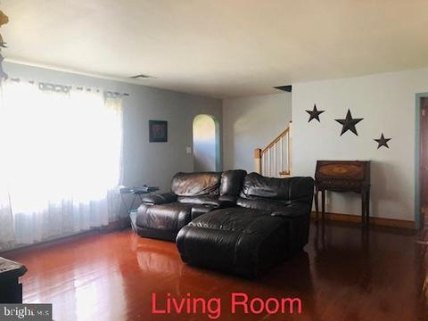 806 David Ave, Westminster, MD 21157 photo 8