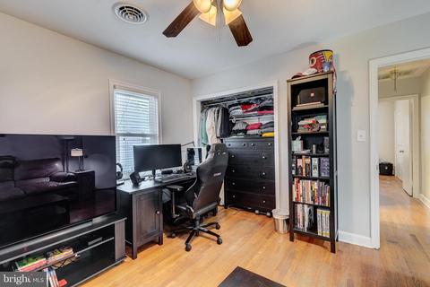308 College Ave, New Windsor, MD 21776 photo 18