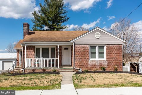 308 College Ave, New Windsor, MD 21776 photo 1