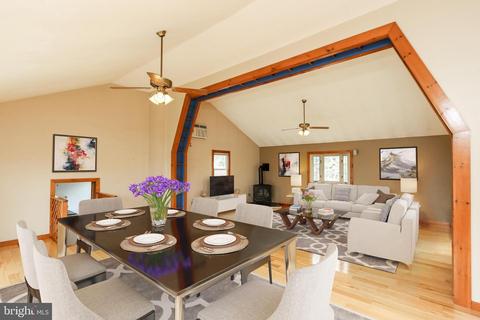 628 Stone Rd, Westminster, MD 21158 photo 4