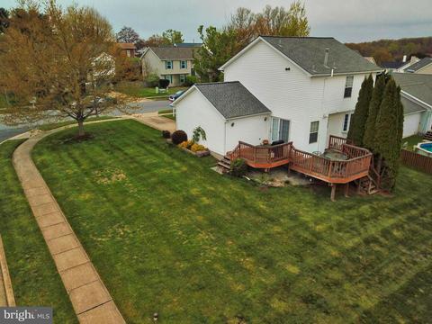 1176 Caton Rd, Hampstead, MD 21074 photo 2