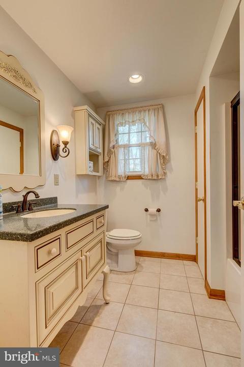 756 Stone Rd, Westminster, MD 21158 photo 17